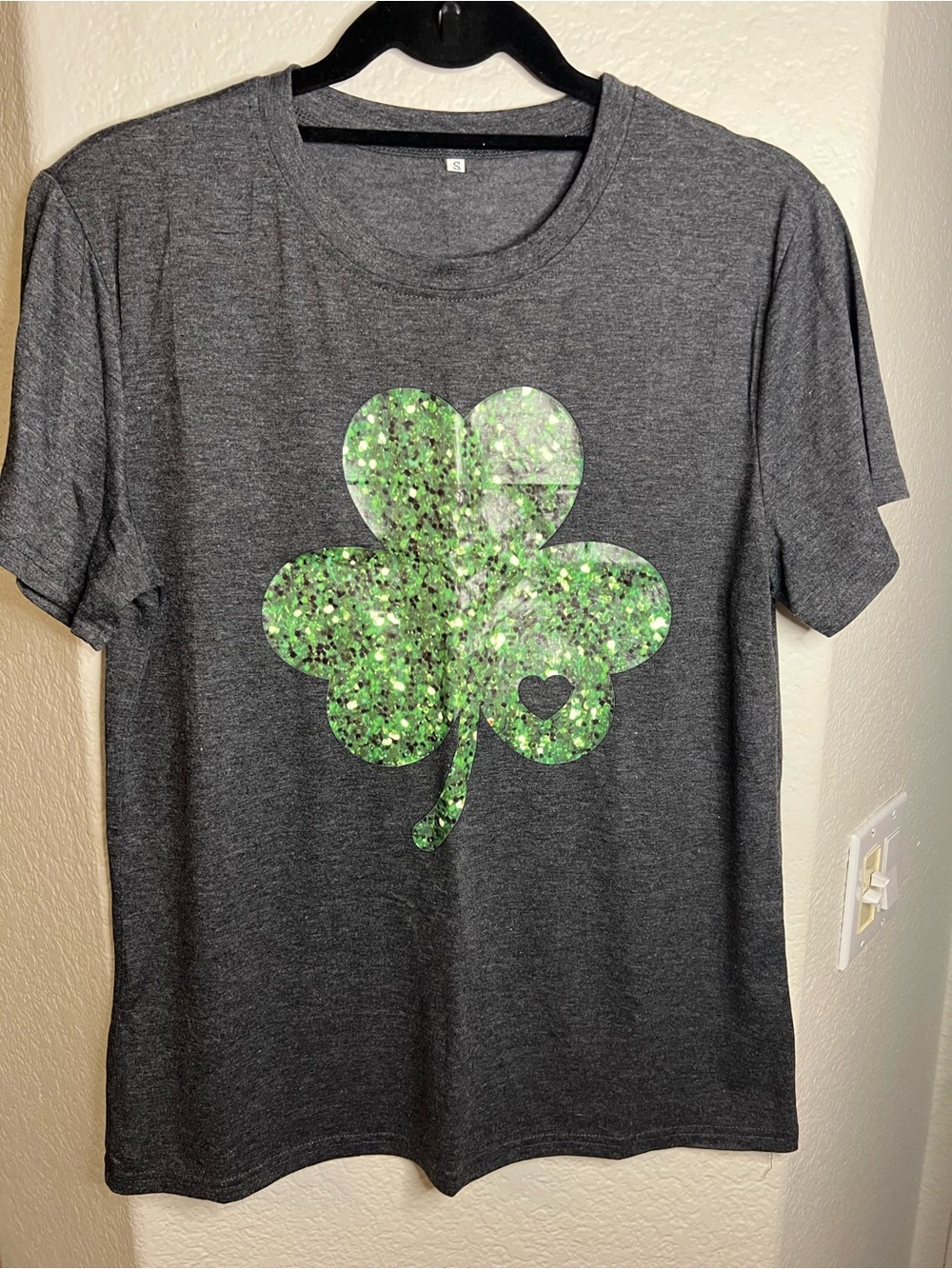 Short sleeve
